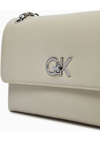 Convertible Shoulder Zincir Detaylı Omuz Çantası modelleri