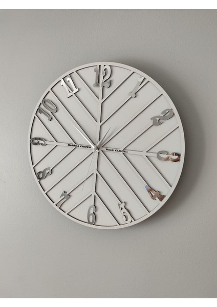 Aynalı pleksi rakamlı ahşap duvar saati, 40 cm, modern tarz, beyaz-gümüş renkli