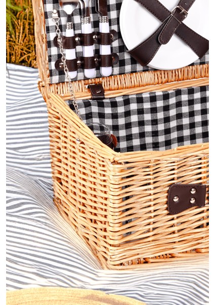 Picno Italy 4 Kişilik Hasır, Siyah Astarlı, Aksesuar Sepeti İle Taşınabilir Piknik Sepeti modelleri