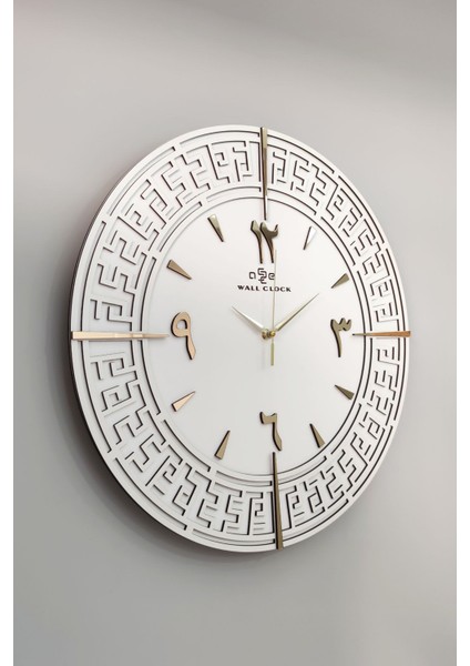 Beyaz ve altın renkli modern duvar saati, sessiz çalışma, 50x50 cm, şık tasarım fiyatları