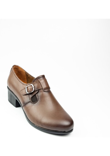 318 Ceviz Deri Topuklu Kadın Günlük Ayakkabı