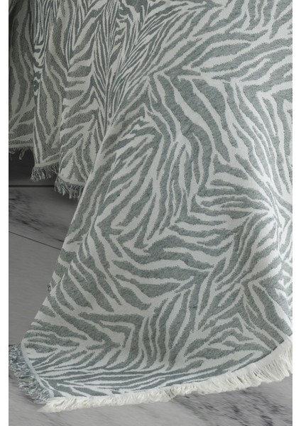 Zebra 210X240 Çift Kişilik Yatak Örtüsü