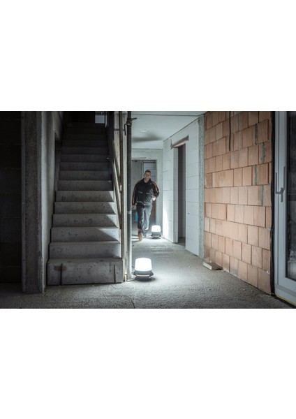 Profesyonel Serisi Hibrit Özellikli 360° Özellikli 40W 5000 Lm IP65 Lisanslı 5 M. Kablolu LED Projektör