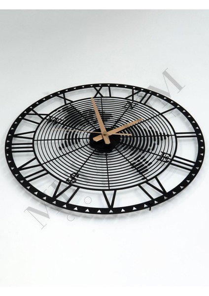Modern Roma Rakamlı Siyah Metal Duvar Saati 60x60cm, Pusula Temalı, Sessiz Tasarım modelleri