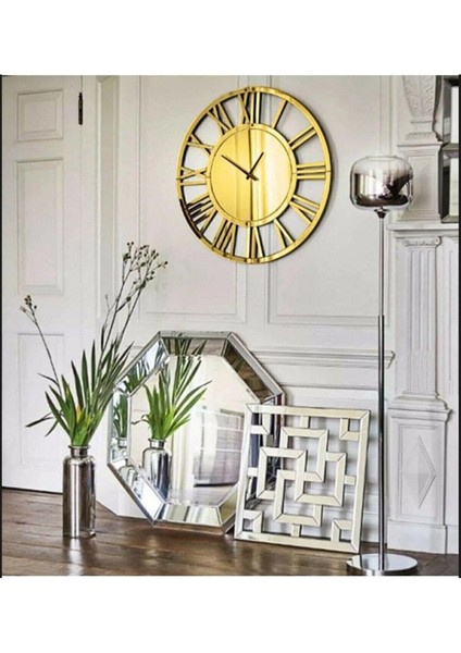 Modern büyük altın duvar saati, 50 cm, şık ve dekoratif tarz.