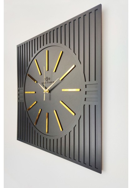 Kare Çizgi Desenli Gold Pleksi Siyah ve Altın Renkli Modern Duvar Saati 50x50