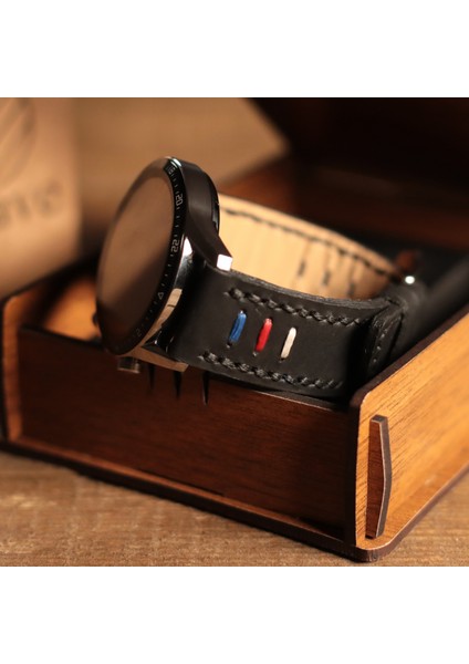 Huawei Watch Siyah Deri Kordon Watch GT5 / GT4 Gt 2 3 4 5 Pro 46mm Se 2e Elite Gt2 E Gt2e Gt2pro Gt3 Pro Gt3pro Huawei Watch 4 Pro Ultimate Deri Kordon Kayış 46 22mm Siyah