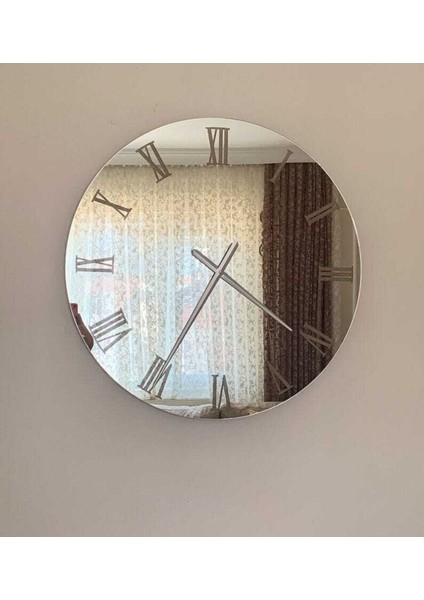 40 cm modern gümüş aynalı duvar saati, şık ve dekoratif tasarım