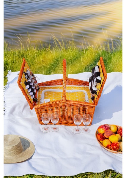 Picno Italy 4 Kişilik Hasır, Sarı Astarlı Cooler, Aksesuar Sepeti İle Taşınabilir Piknik Sepeti