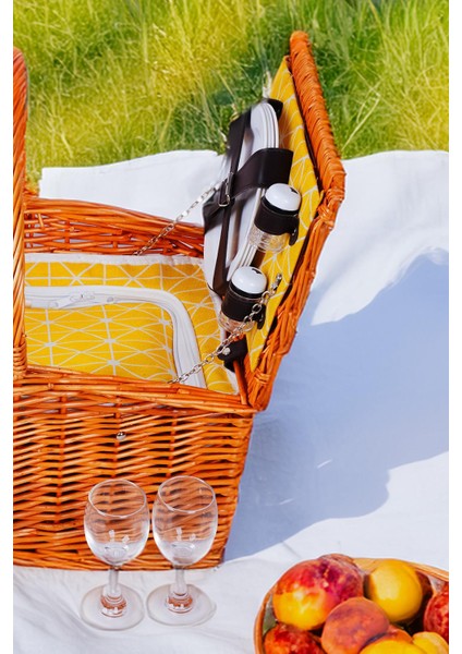 Picno Italy 4 Kişilik Hasır, Sarı Astarlı Cooler, Aksesuar Sepeti İle Taşınabilir Piknik Sepeti modelleri