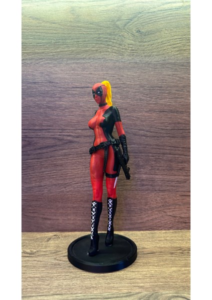 Lady Deadpool Figür