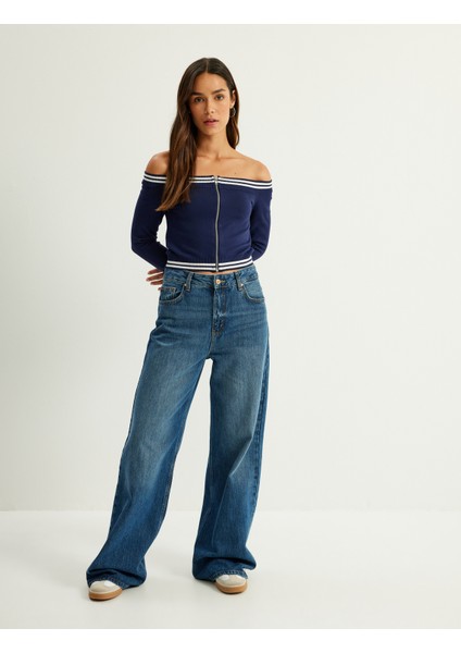 Omzu Açık Triko Kazak Fermuarlı Uzun Kollu fiyatları