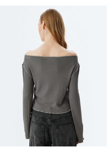 Uzun Kollu Tişört Fitilli Baskılı Kayık Yaka Asimetrik Kesim Slim Fit fırsatları