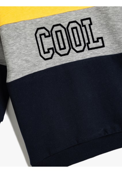 Sweatshirt Renk Kontrastlı Slogan Baskılı Uzun Kollu modelleri