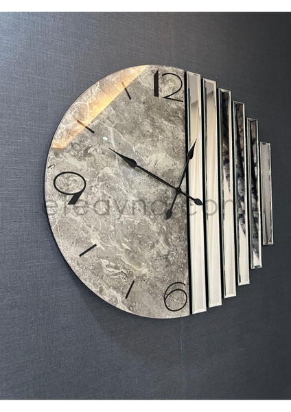 70cm gümüş aynalı modern duvar saati, şık ve estetik tasarımıyla evinizi güzelleştirir