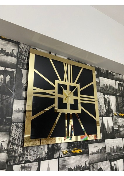 Altın ve siyah kare duvar saati, modern tasarım, MDF ve pleksi malzeme, 50x50 cm