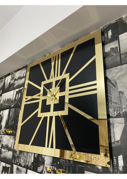 Altın ve siyah kare duvar saati, modern tasarım, MDF ve pleksi malzeme, 50x50 cm fırsatları