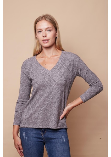 Kadın Desenli Triko V Yaka Yanları Yırtmaçlı Düşük Omuzlu Uzun Kol Bluz-Gri fırsatları