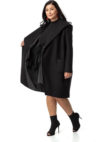 Büyük Beden Torba Cepli Tek Düğmeli Astarlı Siyah Kaşe Kaban indirimleri