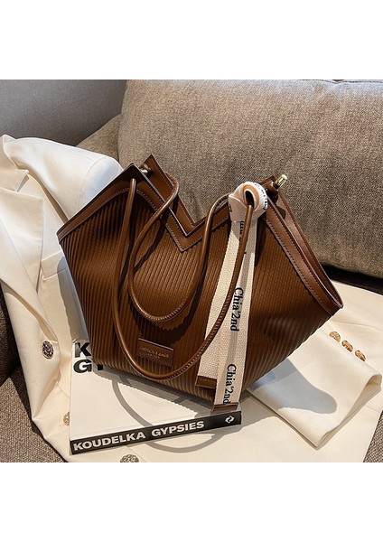 Kadın Çantaları 2024 Bahar Yeni Rahat Çok Yönlü Büyük Kapasiteli Işe Gidiş Çantası Kore Tarzı Moda Omuz Çantası (Yurt Dışından)