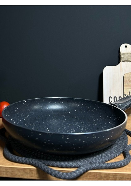 22 cm Gri Granit Tava modelleri