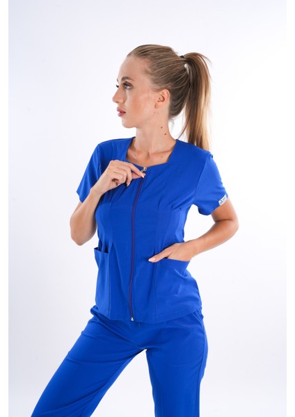 Saks Mavi Renk Lily Model Fermuarlı Soft Likra Doktor, Hemşire Cerrahi Üniforma Takım fiyatları