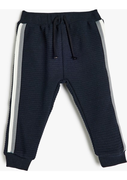 Eşofman Altı Beli Bağlamalı Şerit Detaylı