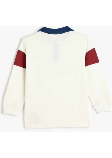 Polo Yaka Sweatshirt Kolej Baskılı Uzun Kollu Düğme Detaylı fiyatları