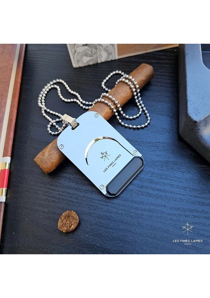 Le Petit Tag Cutter Black modelleri