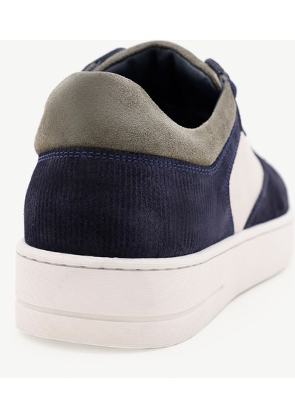 Hafif Tabanlı Deri Sneakers modelleri