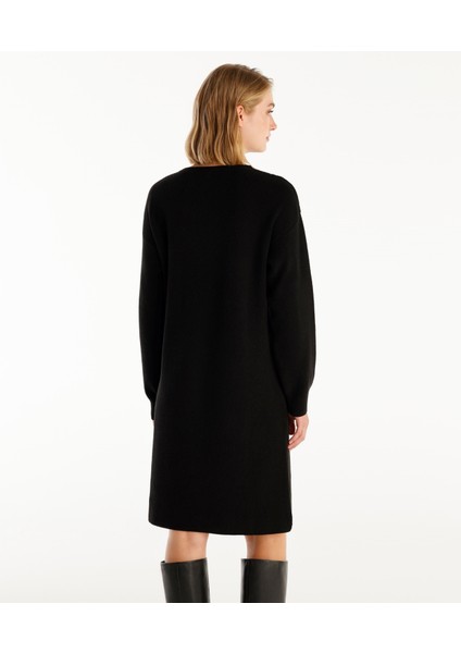 V-Yakalı Triko Elbise modelleri