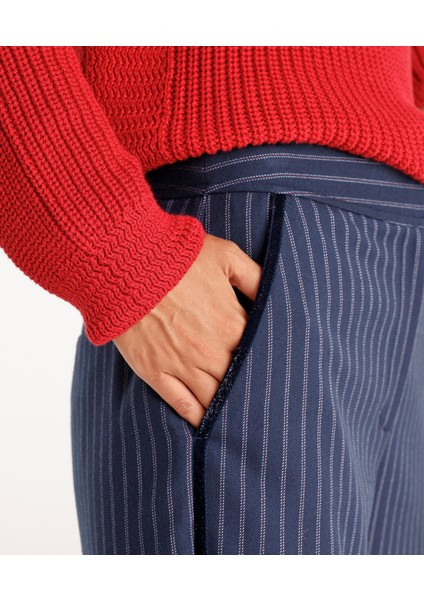 Biye Detaylı Pantolon modelleri