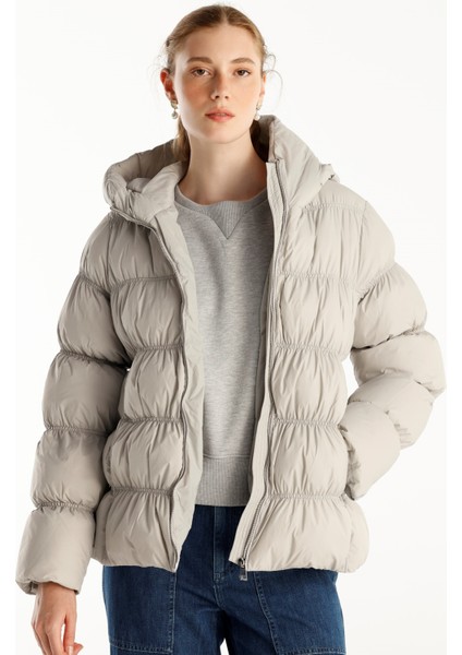 Şerit Detaylı Mont