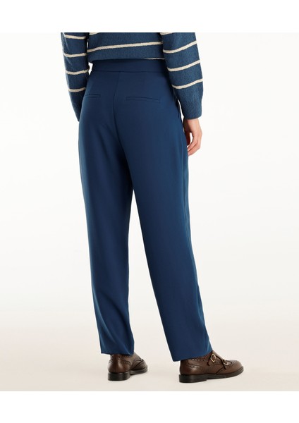 Kemer Detaylı Pantolon modelleri