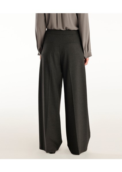 Dökümlü Pantolon modelleri