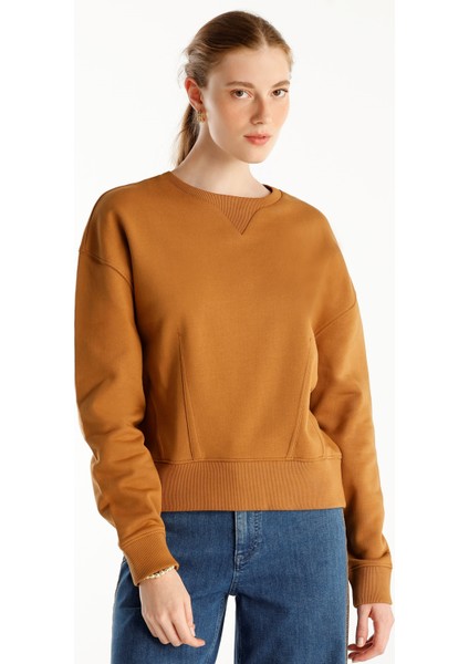 Pens Detaylı Uzun Kollu Bisiklet Yaka Sweatshirt