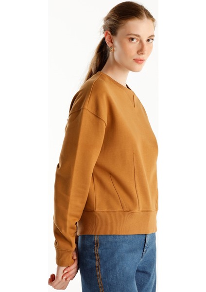 Pens Detaylı Uzun Kollu Bisiklet Yaka Sweatshirt fiyatları