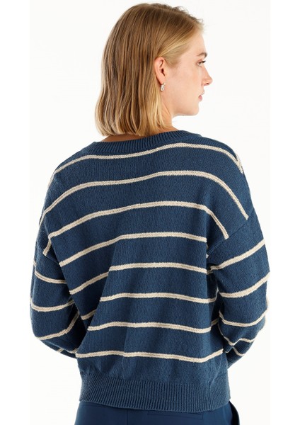 Yaka Detaylı Triko fiyatları