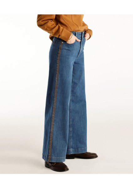 Nakış Detaylı Yüksek Bel Geniş Paça Denim Trouser fiyatları