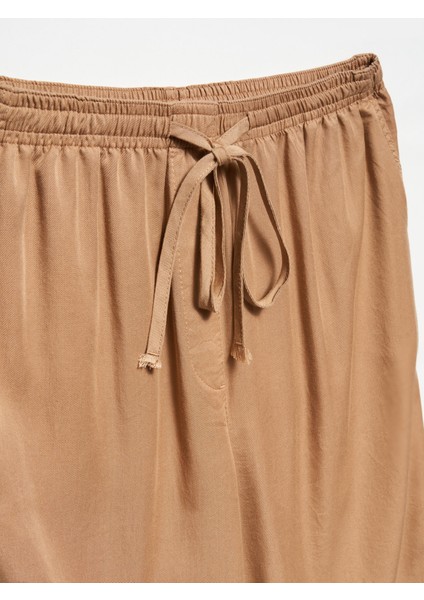 71536 Belden Bağlamalı Dökümlü Pantolon-Açık Camel