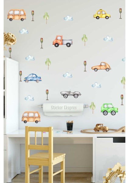 Çocuk odası için renkli araçlar duvar sticker seti, eğlenceli ve canlı dekor, 5+ parça