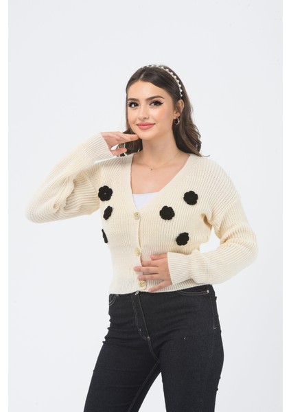 Çiçek Desenli V Yaka Crop Hırka