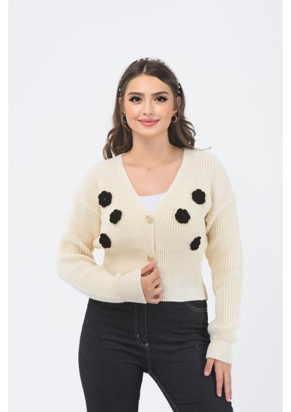 Çiçek Desenli V Yaka Crop Hırka