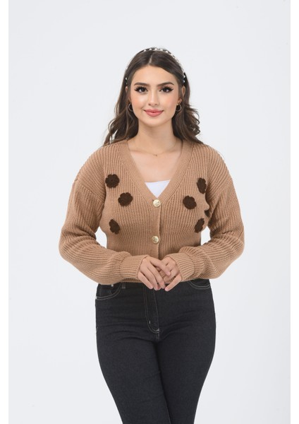Çiçek Desenli V Yaka Crop Hırka