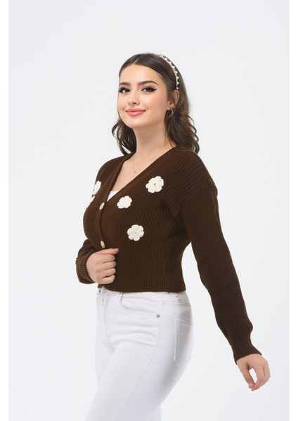 Çiçek Desenli V Yaka Crop Hırka