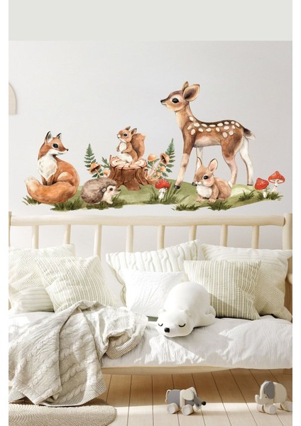 Renkli Orman Diyarında Neşeli Canlılar Duvar Sticker Seti, eğlenceli ve canlı dekorasyon
