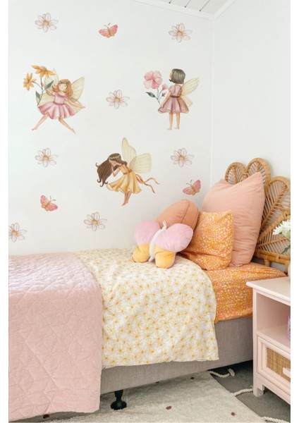 Renkli Peri Kızı Duvar Çıkartması, Odaya Sihirli Dokunuşlar Katın