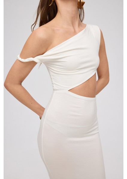 Cut-out detaylı midi ekru elbise fırsatları