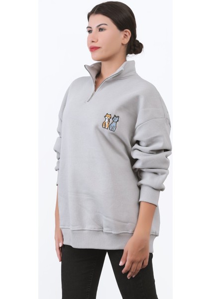 Kadın Oversize Gri Sweatshirt Çift Kedi Nakışlı Dik Yaka Yarım Fermuar Ribanalı Pamuk Karışımlı - 10003 fırsatları