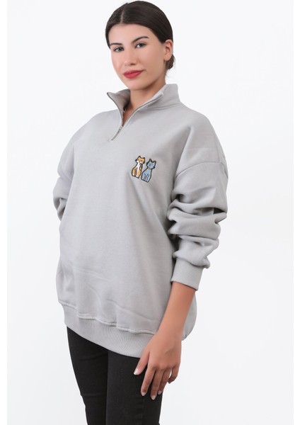Kadın Oversize Gri Sweatshirt Çift Kedi Nakışlı Dik Yaka Yarım Fermuar Ribanalı Pamuk Karışımlı - 10003 indirimleri